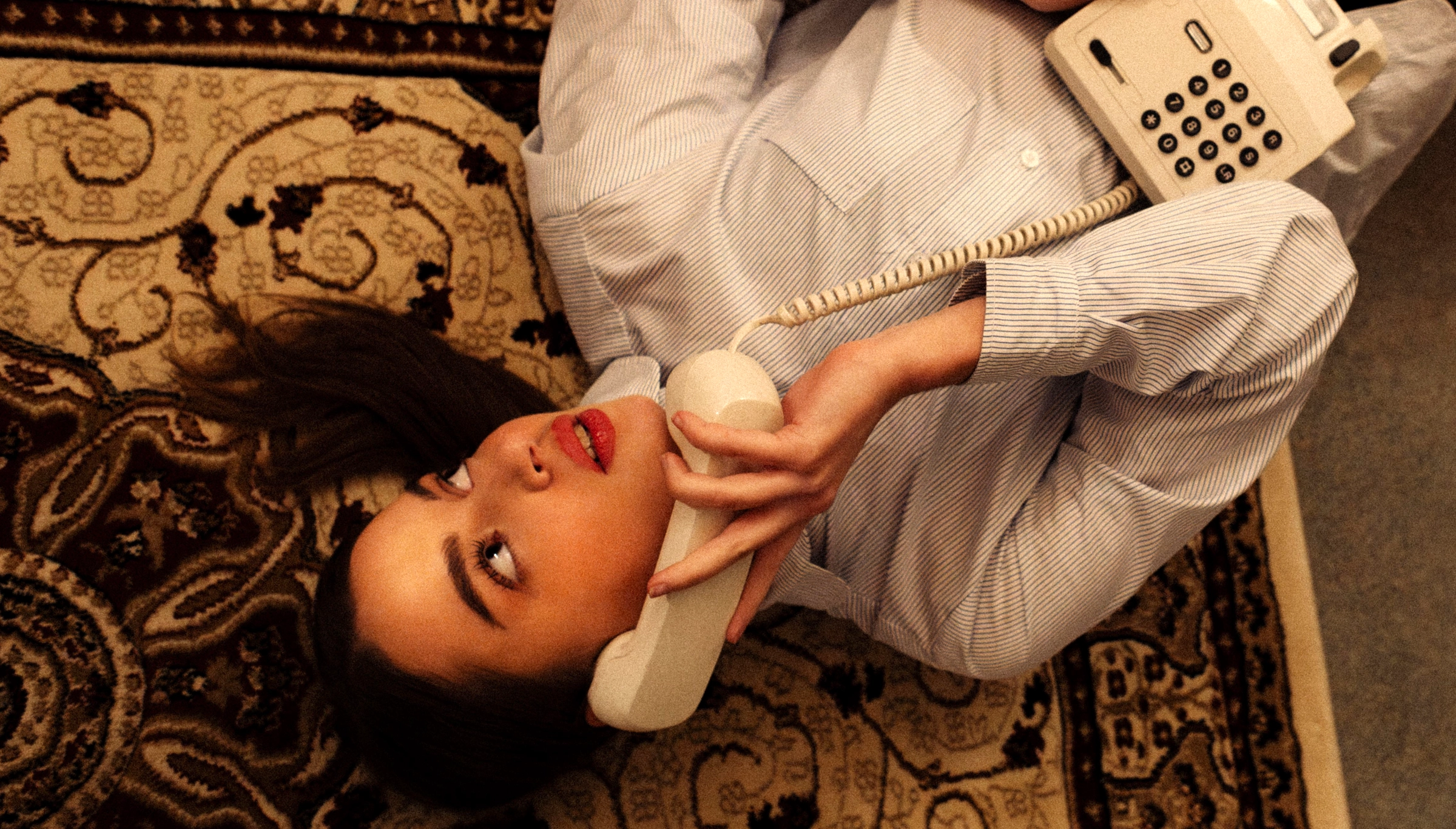 lutea-shirt-phone-full-width